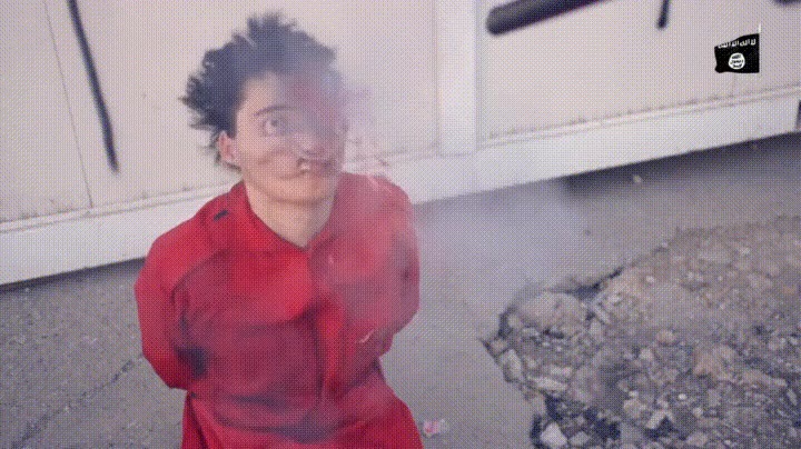 Insane execution by ISIS