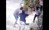 Two Machete-Wielding Thugs Attack a Girl in India