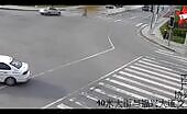 Amateur driver hits a scooterist