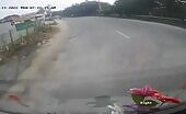 An elderly guy hosted himself under the wheels of a bus unc