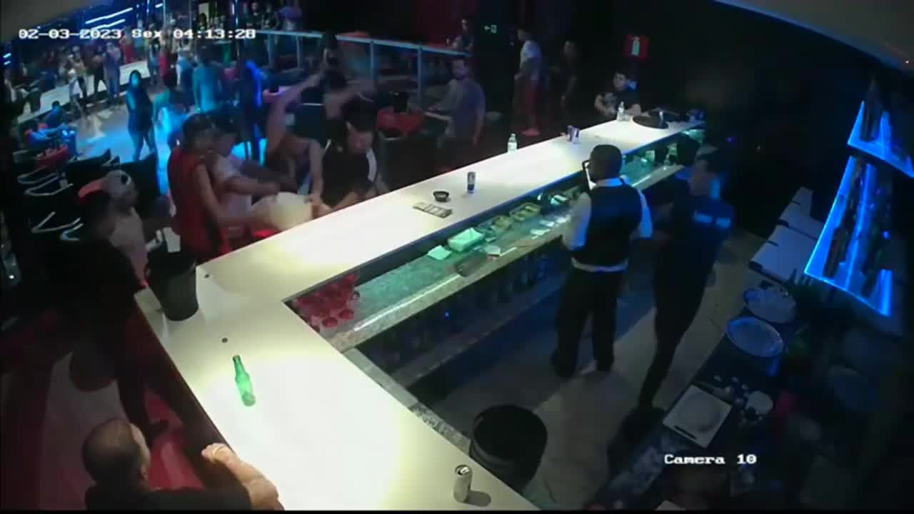 Drunk disagreement develops into brutal beating inside bar (f. - on  horriblevideos.com