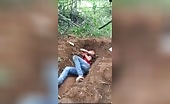 Guy dig his own gravecutio