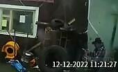 Tire shop employee killed through taking off tire full video clip