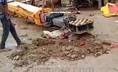 Worker crushed by a collapsed crane jib s (1 )