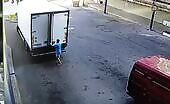 Man crushed by falling fruit as truck unloads